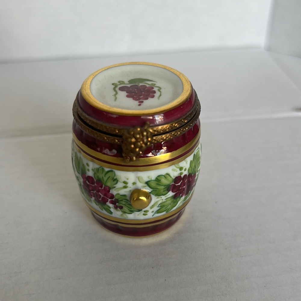 LIMOGES PAINTED WINE BARREL
